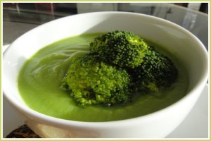 Przepisy: zupa krem z brokułów